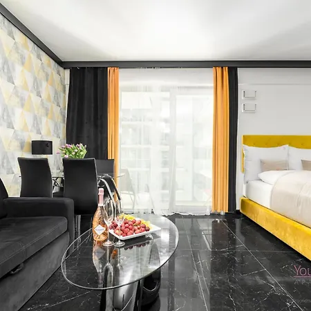 Your Holidays Promenada Gwiazd 14 C35 *